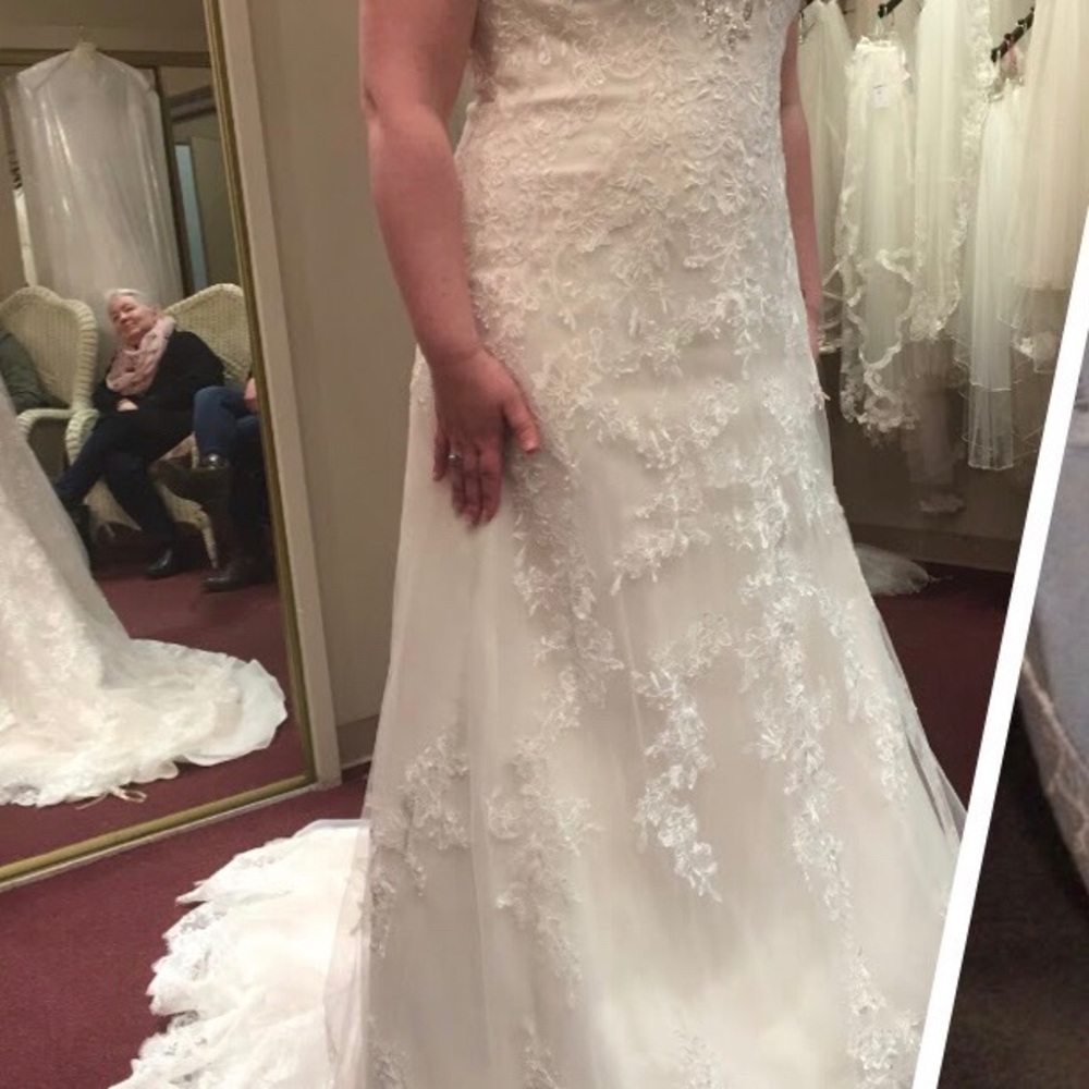 Wedding dress